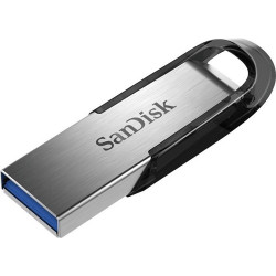 *** C'est CADEAU *** Clé USB 3.0 32GB